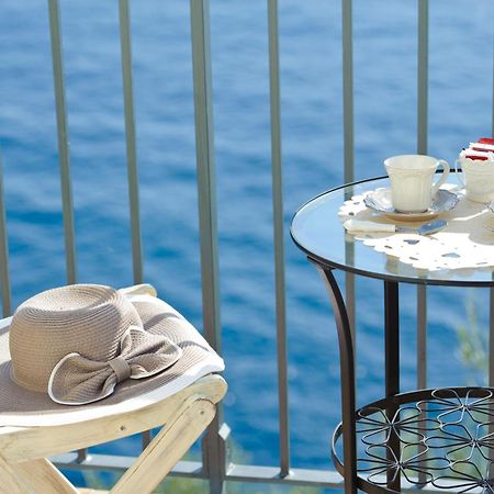 La Maurella Acomodação com café da manhã Praiano Exterior foto